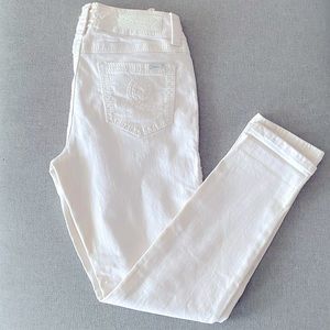 🤍SEVEN 🤍skinny crop jeans in size 8. 👖Brand new. Never worn.